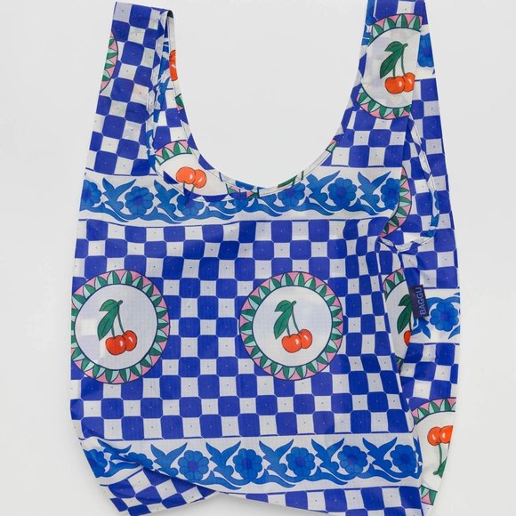 BAGGU Handbags - NWT Standard Baggu - Cherry Tile